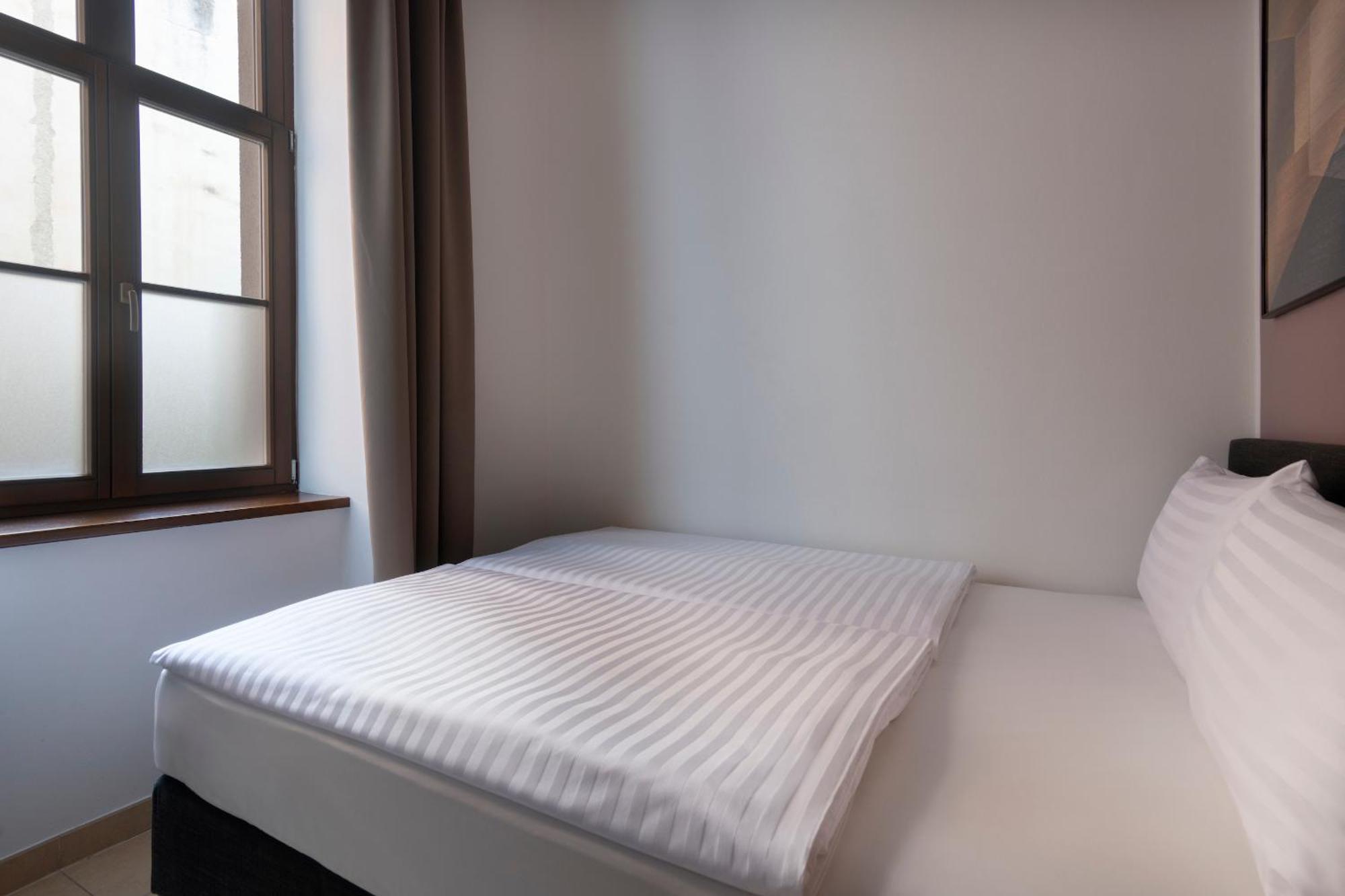 Bohemian Dreams Apartments And Suites By Dwellfort Prag Oda fotoğraf